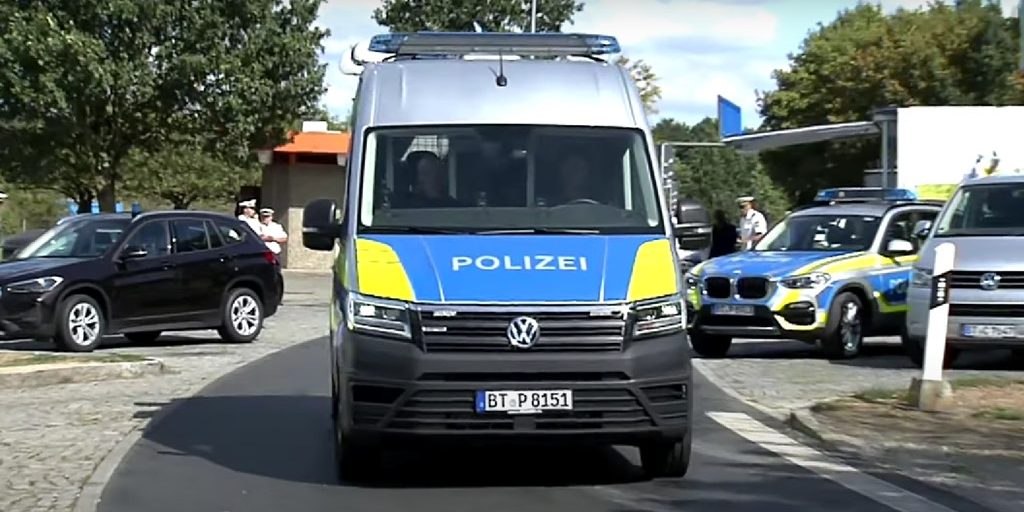 kombi-bavarska-policija-090922