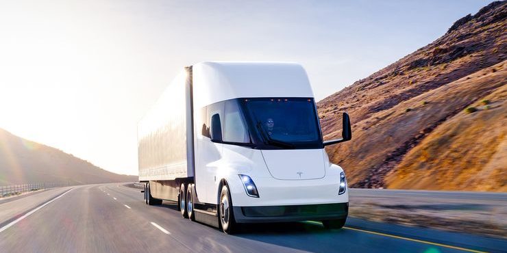 Tesla-Semi-2023-articleDetail-2a5537d8-363595